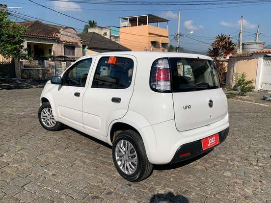 FIAT-UNO-2021