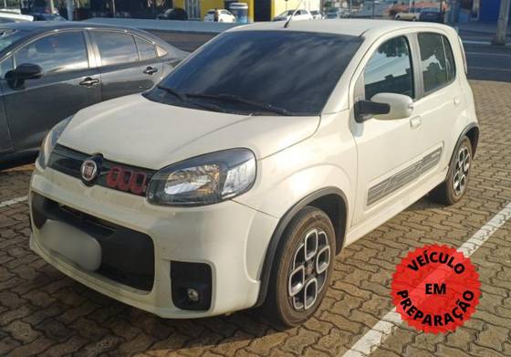 FIAT UNO 1.4 EVO SPORTING 8V FLEX 4P AUTOMATIZADO