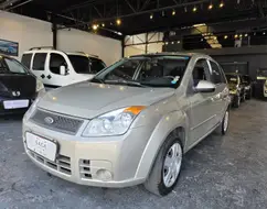 FORD FIESTA 1.0 MPI CLASS HATCH 8V FLEX 4P MANUAL FORD FIESTA 1.0 MPI CLASS HATCH 8V FLEX 4P MANUAL