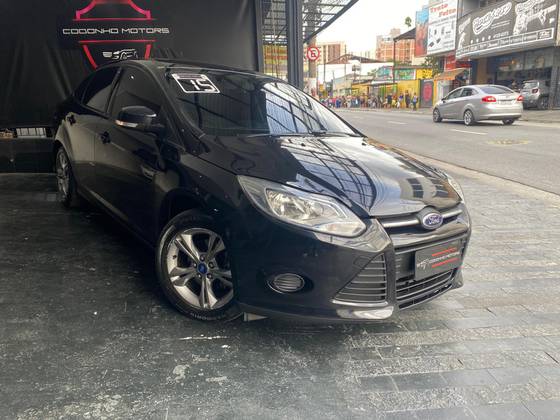 FORD FOCUS 2.0 S SEDAN 16V FLEX 4P POWERSHIFT