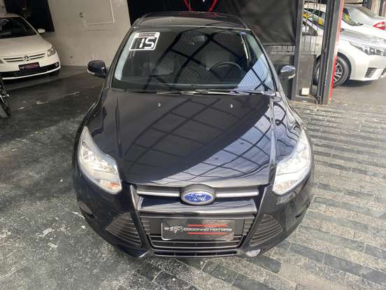 FORD-FOCUS-2014