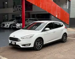 FORD FOCUS 2.0 TITANIUM PLUS 16V FLEX 4P POWERSHIFT FORD FOCUS 2.0 TITANIUM PLUS 16V FLEX 4P POWERSHIFT