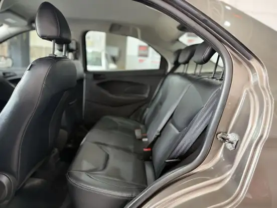 FORD-KA-1.5 TI-VCT FLEX TITANIUM SEDAN AUTOMÁTICO FORD-KA-2020