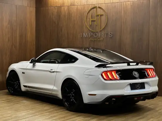 FORD-MUSTANG-2019