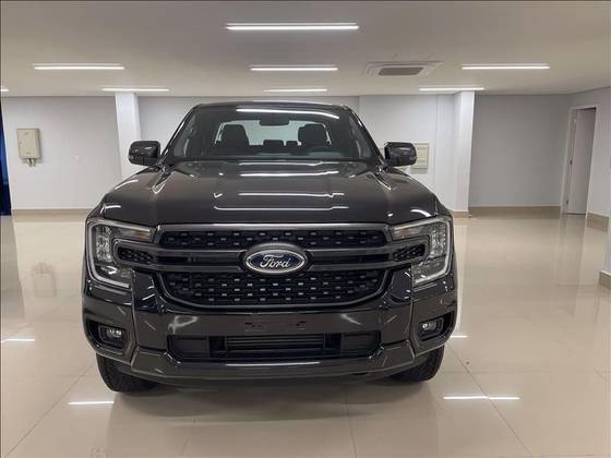 FORD RANGER 2.0 TURBO DIESEL CD BLACK 4X2 AUTOMÁTICO
