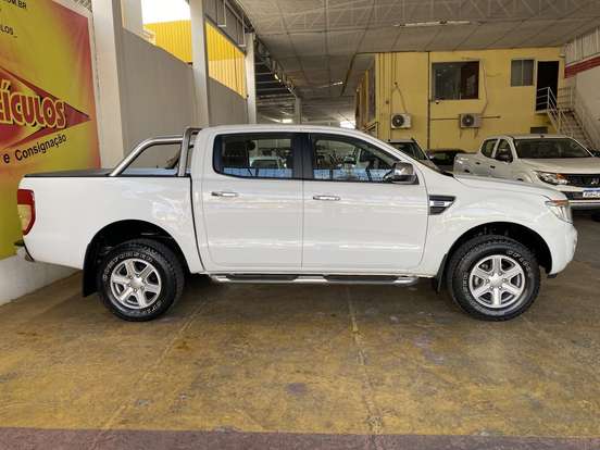 FORD-RANGER-2.5 XLT 4X2 CD 16V FLEX 4P MANUAL FORD-RANGER-2014