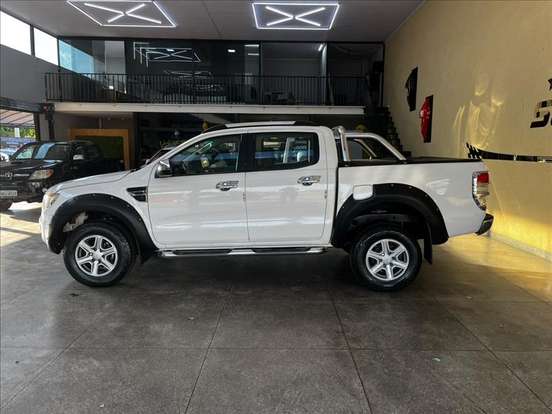 FORD-RANGER-2013