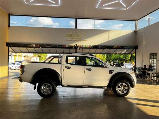 FORD-RANGER-2.5 XLT 4X2 CD 16V FLEX 4P MANUAL FORD-RANGER-2013