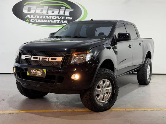 FORD RANGER 3.2 XLS 4X4 CD 20V DIESEL 4P MANUAL
