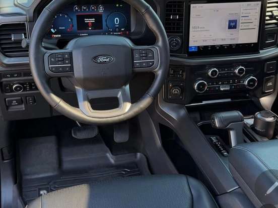 FORD-F-150-5.0 V8 GASOLINA CD LARIAT BLACK FX4 AUTOMÁTICO FORD-F-150-2024