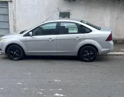 FORD FOCUS 2.0 GLX SEDAN 16V GASOLINA 4P MANUAL FORD FOCUS 2.0 GLX SEDAN 16V GASOLINA 4P MANUAL