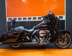 HARLEY-DAVIDSON STREET GLIDE HARLEY-DAVIDSON STREET GLIDE