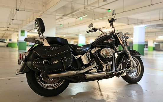 HARLEY-DAVIDSON-SOFTAIL HERITAGE CLASSIC-2008