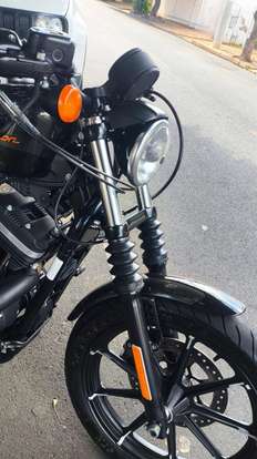 HARLEY-DAVIDSON-SPORTSTER IRON 883-2018
