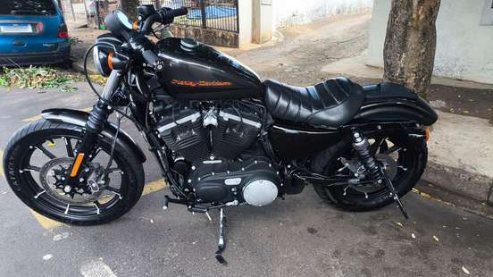 HARLEY-DAVIDSON-SPORTSTER IRON 883-2018
