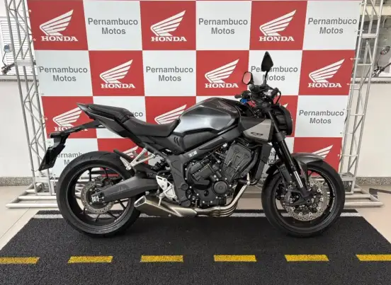 HONDA-CB 650R E-CLUTCH-2025