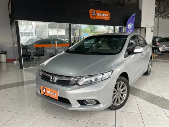HONDA CIVIC 1.8 LXS 16V FLEX 4P MANUAL
