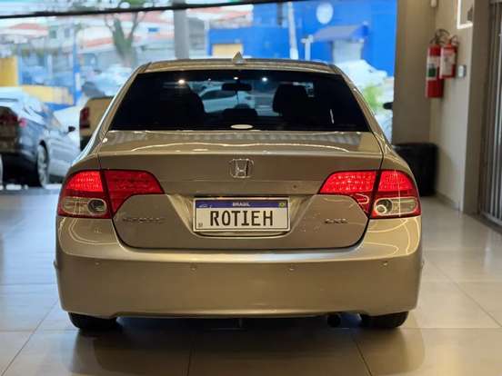 HONDA-CIVIC-2010