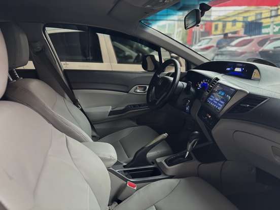 HONDA-CIVIC-1.8 LXS 16V FLEX 4P AUTOMÁTICO HONDA-CIVIC-2013
