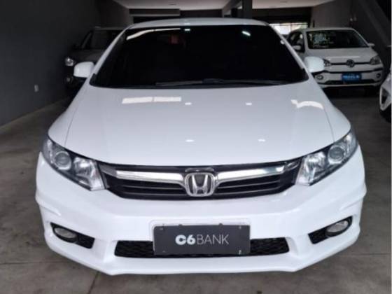 HONDA CIVIC 1.8 LXS 16V FLEX 4P AUTOMÁTICO