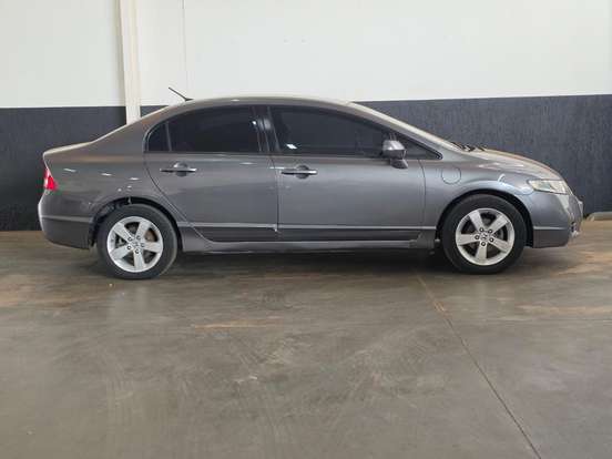 HONDA-CIVIC-1.8 LXS 16V FLEX 4P MANUAL HONDA-CIVIC-2009