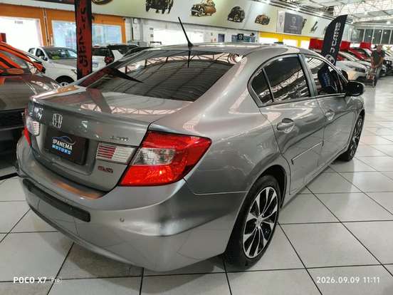 HONDA-CIVIC-2015