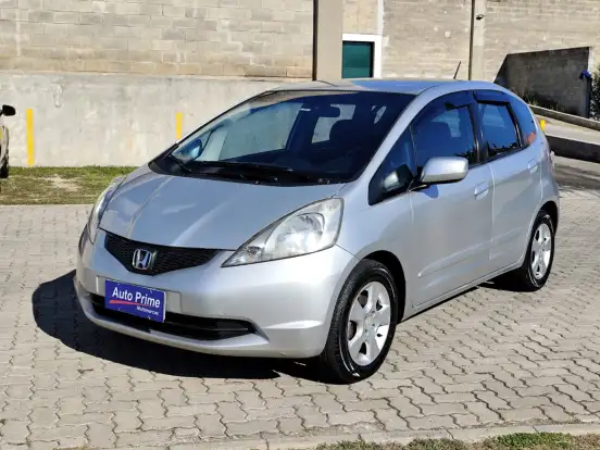 HONDA-FIT-2009