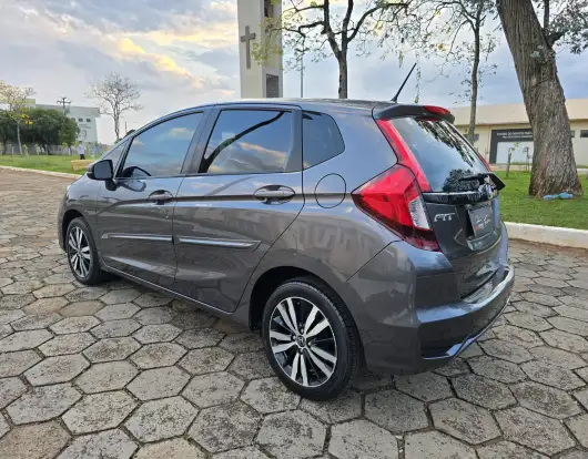 HONDA-FIT-2019