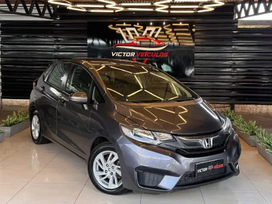 HONDA FIT 1.5 LX 16V FLEX 4P AUTOMÁTICO