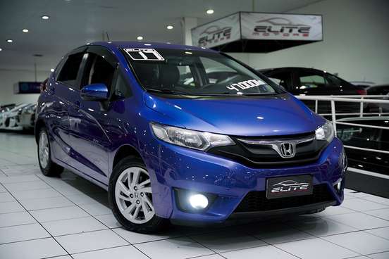 HONDA-FIT-2016