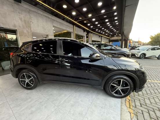 HONDA-HR-V-2021