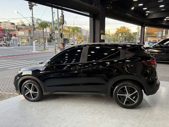 HONDA-HR-V-2021