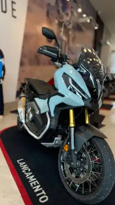 HONDA-X-ADV-2024