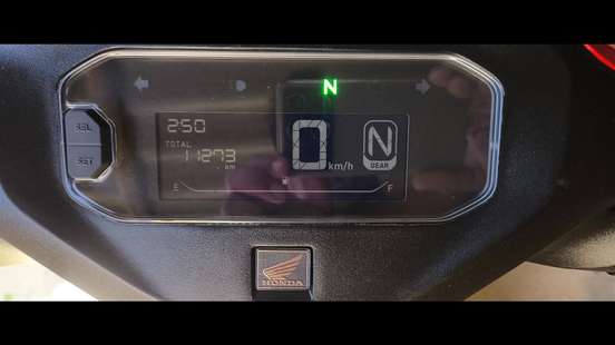 HONDA-BIZ 125 EX-2025
