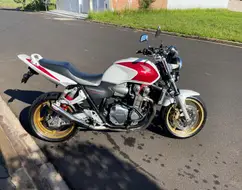HONDA CB 1300 F SUPER FOUR HONDA CB 1300 F SUPER FOUR
