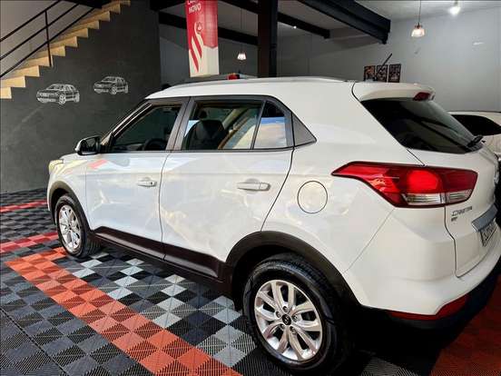 HYUNDAI-CRETA-2023