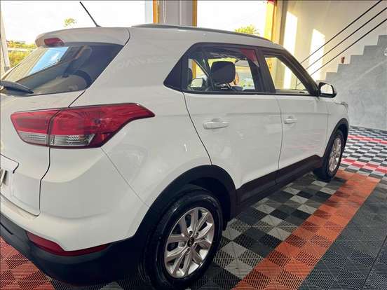 HYUNDAI-CRETA-2023