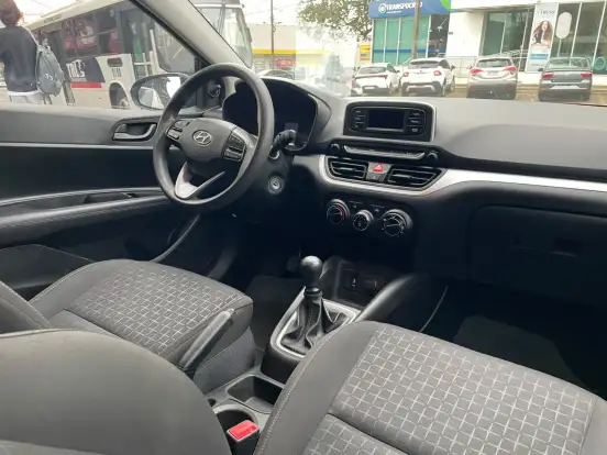 HYUNDAI-HB20-2022