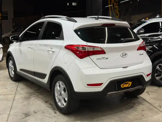 HYUNDAI-HB20-1.6 PREMIUM 16V FLEX 4P MANUAL HYUNDAI-HB20-2013