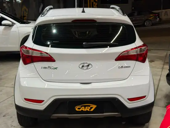 HYUNDAI-HB20-2013