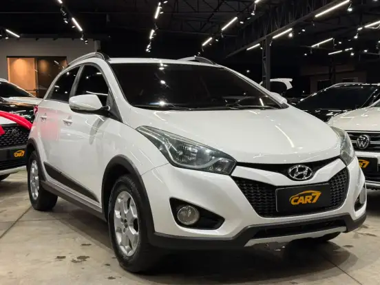 HYUNDAI-HB20-2013