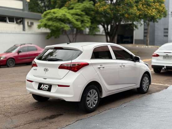HYUNDAI-HB20-2018