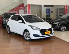 HYUNDAI HB20 1.0 COMFORT PLUS 12V FLEX 4P MANUAL HYUNDAI HB20 1.0 COMFORT PLUS 12V FLEX 4P MANUAL