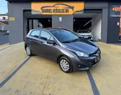 HYUNDAI HB20 1.6 COMFORT PLUS 16V FLEX 4P MANUAL HYUNDAI HB20 1.6 COMFORT PLUS 16V FLEX 4P MANUAL