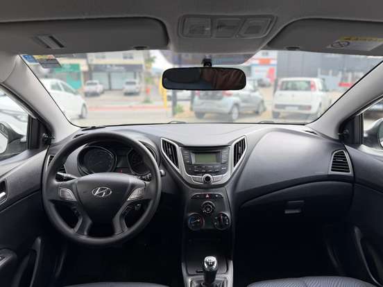 HYUNDAI-HB20-2014