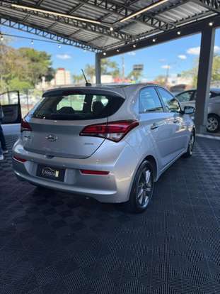 HYUNDAI-HB20-2018