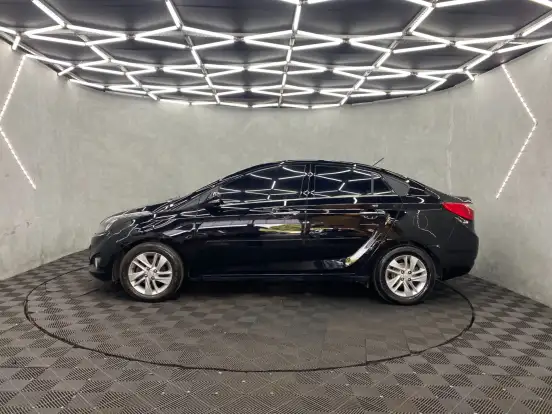 HYUNDAI-HB20S-2014