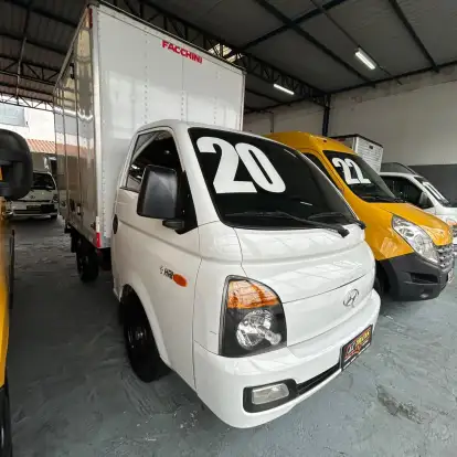 HYUNDAI-HR-2.5 LONGO SEM CAÇAMBA 4X2 16V 130CV TURBO INTERCOOLER DIESEL 2P MANUAL HYUNDAI-HR-2019