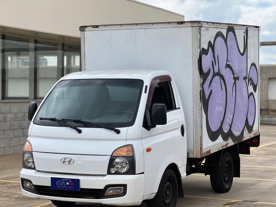 HYUNDAI HR 2.5 LONGO SEM CAÇAMBA 4X2 16V 130CV TURBO INTERCOOLER DIESEL 2P MANUAL