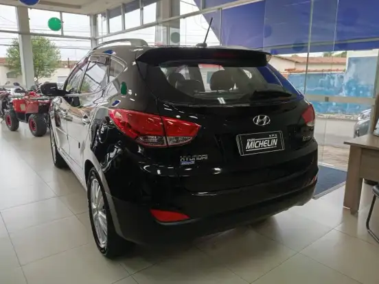 HYUNDAI-IX35-2.0 MPFI GLS 4X2 16V GASOLINA 4P AUTOMÁTICO HYUNDAI-IX35-2011